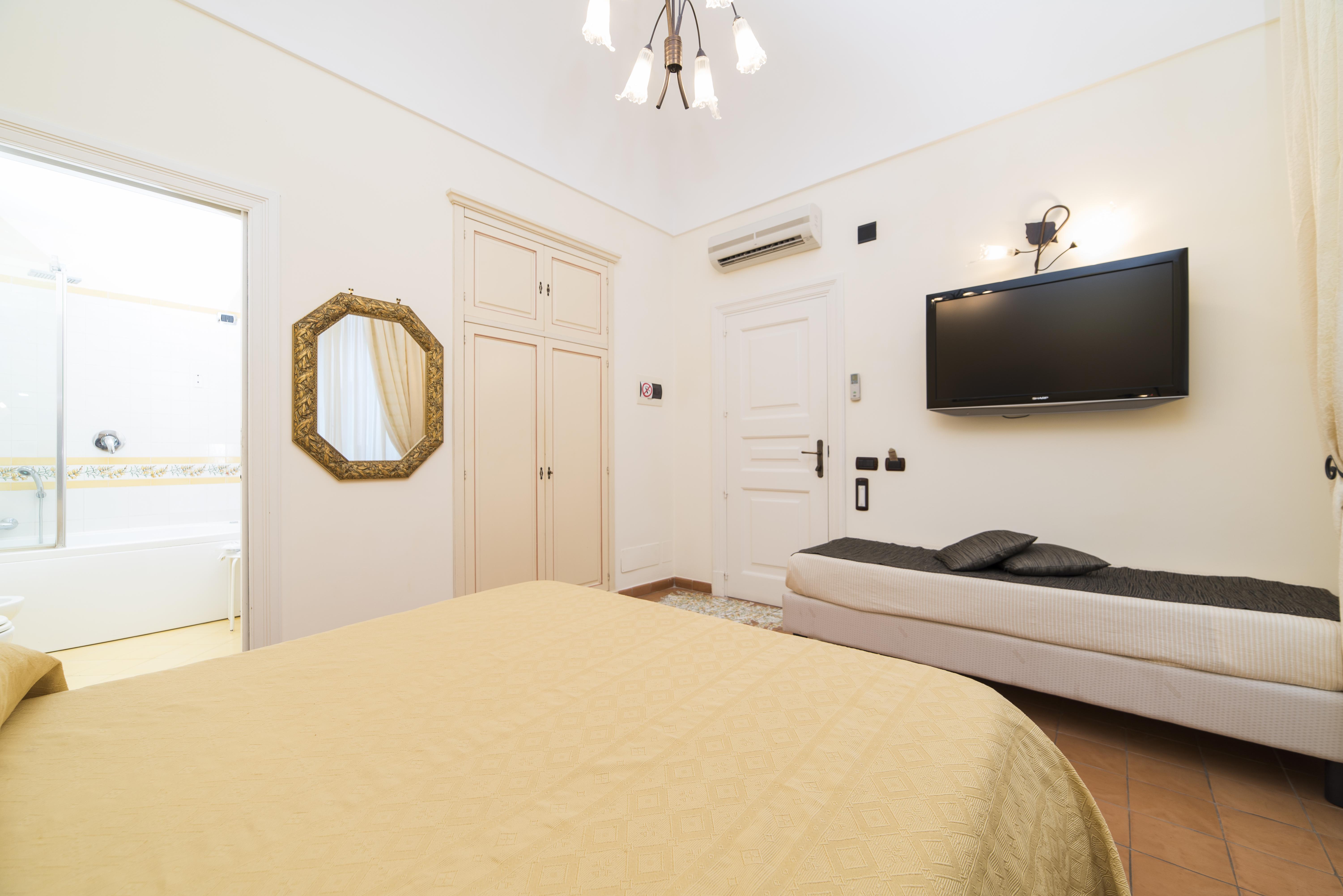 Hotel Villa Annalara Charme And Relax Amalfi Exteriör bild