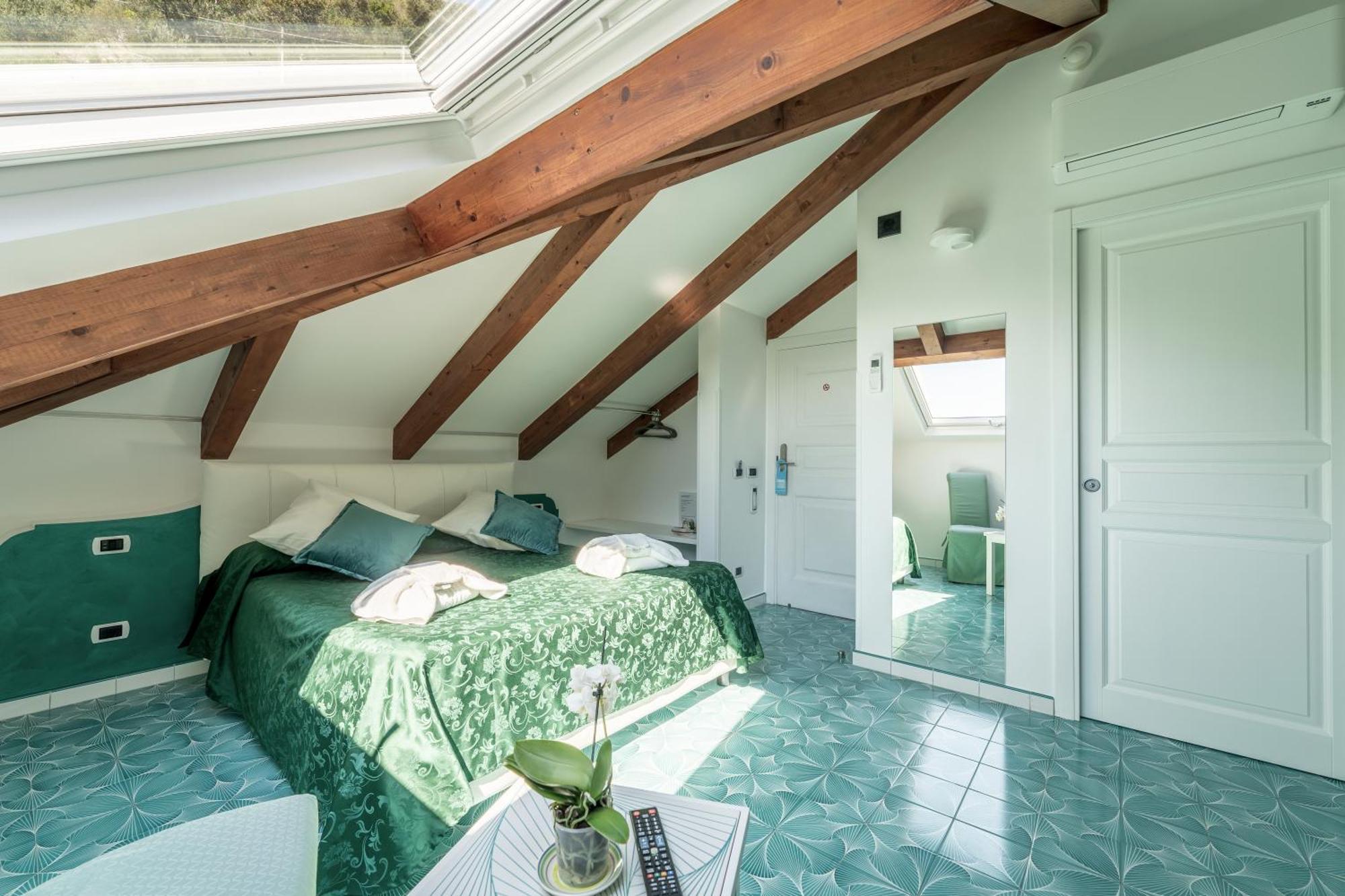 Hotel Villa Annalara Charme And Relax Amalfi Exteriör bild